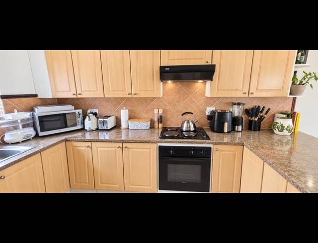 2 BEDROOM TOWNHOUSE FOR SALE IN MONAVONI